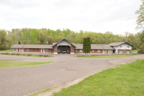 AmeriVu Inn & Suites - St Croix Falls